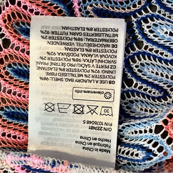 H&M Crochet-look Tie-detail Top size XL - Picture 11 of 11